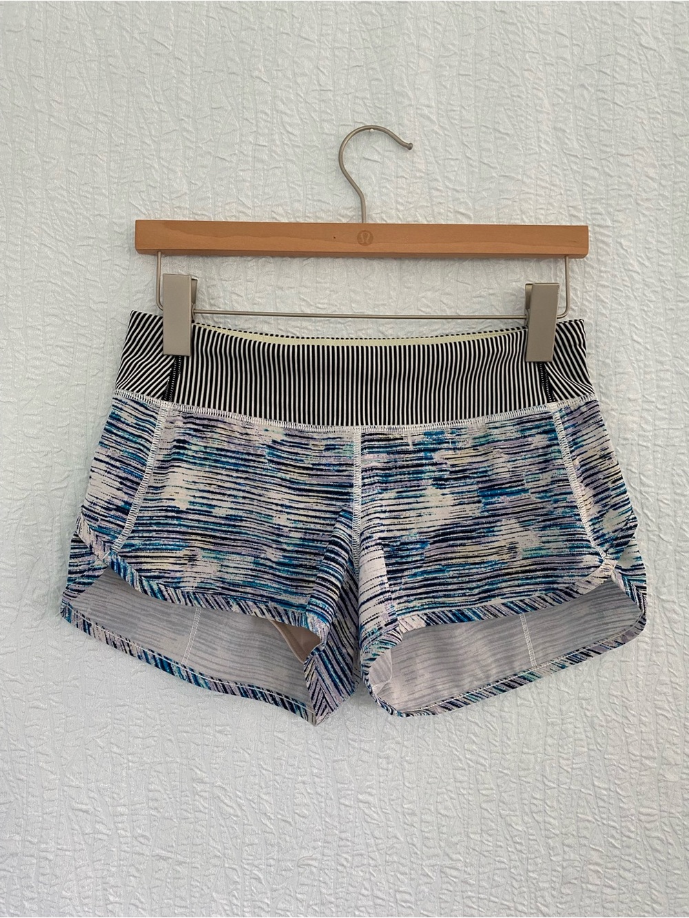 lululemon athletica mid rise speed shorts Blue Multi Athletic Shorts Y2K
